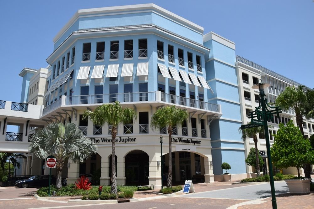 Harbourside Place: 200 N. U.S. Highway One, Jupiter, FL 33477